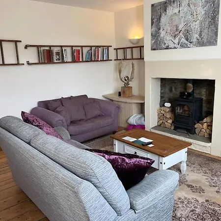 Vakantiehuis Steeple View - A Two Bedroom 18th Century Cottage. Leeds (West Yorkshire)