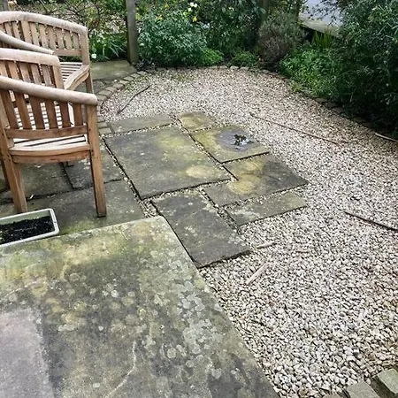 Vakantiehuis Steeple View - A Two Bedroom 18th Century Cottage. *